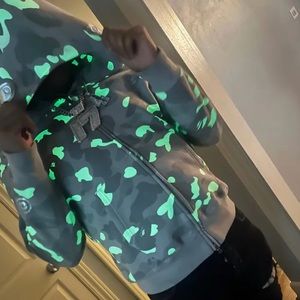 Meet your Posher, Joshua